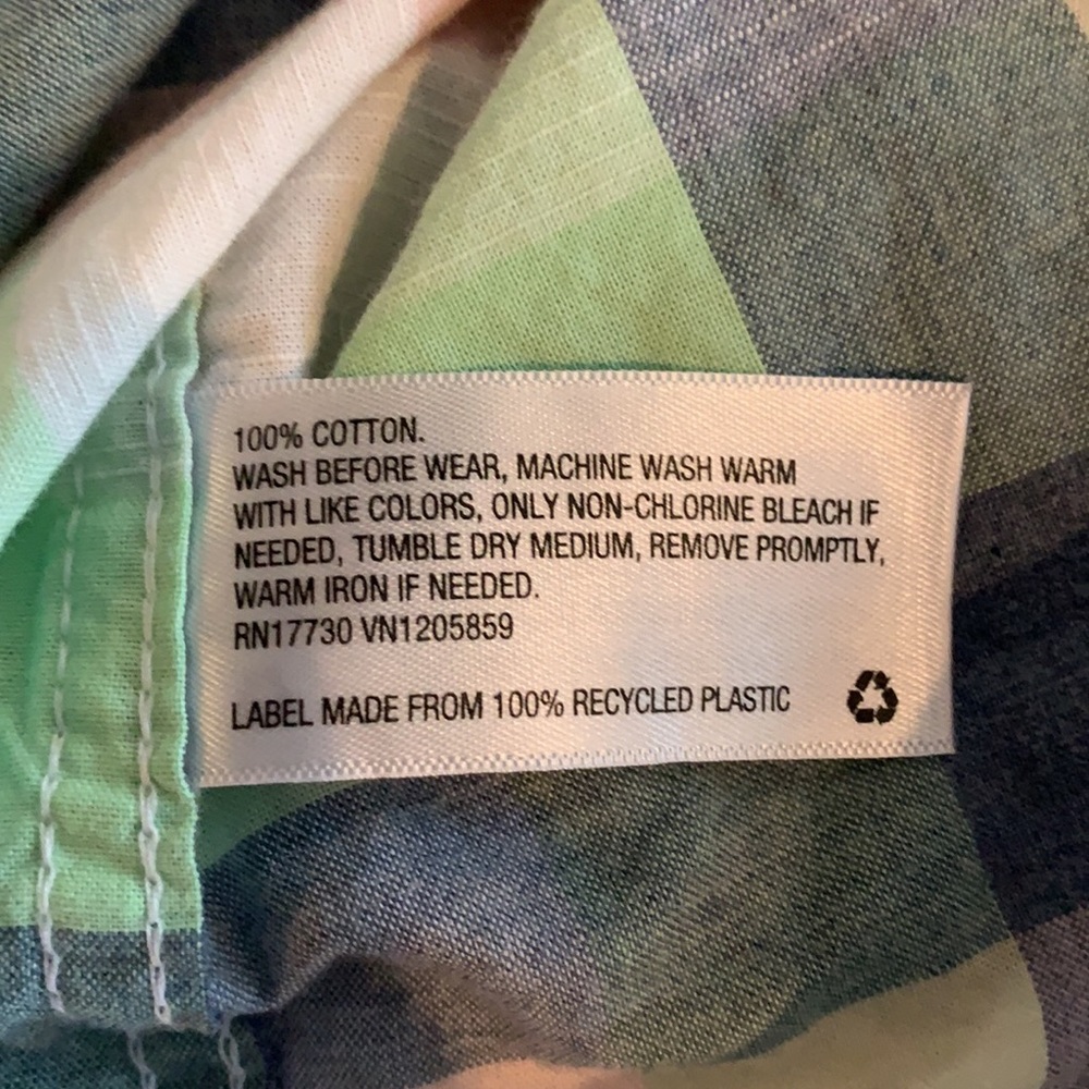 Cat and Jack Spring button down - Picture 4 of 4